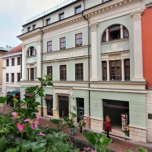9 Cracovie